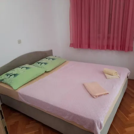 Apartman Leonarda *